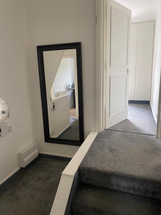 Dragon Parade Apartment Χαρογκέιτ Εξωτερικό φωτογραφία